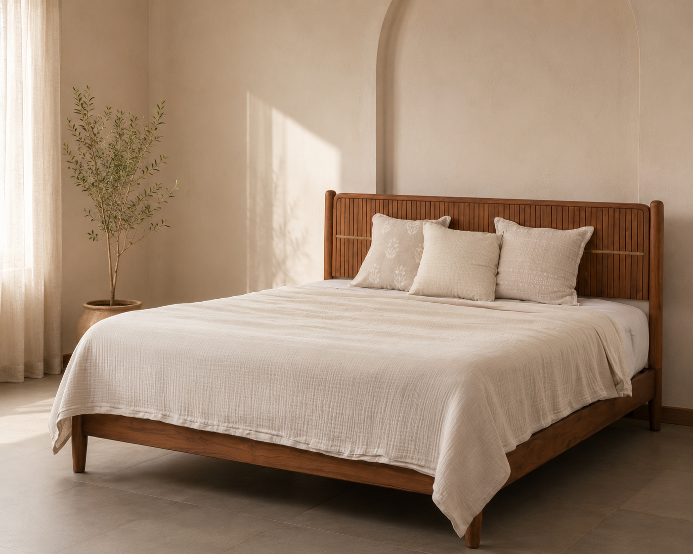 Aurelia wooden bed